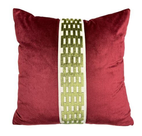 Diane 20" Pillow